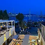 Tosunpasa Hookah Lounge Kafe Restroran Ve Turizm Otelcilik فندق مبيت وإفطار بودروم