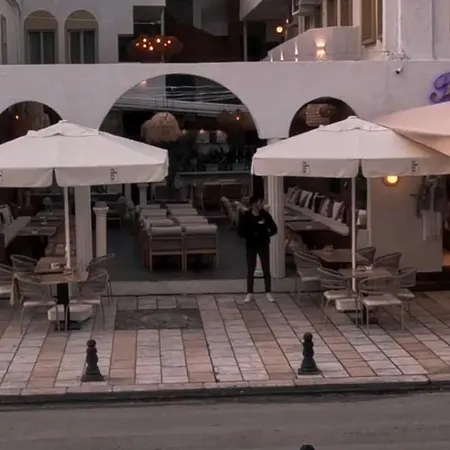 Tosunpasa Hookah Lounge Kafe Restroran Ve Turizm Otelcilik B&B *