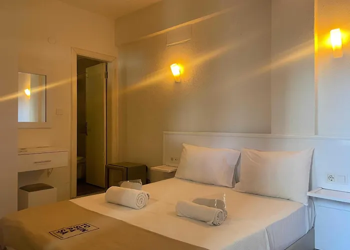 Tosunpasa Hookah Lounge Kafe Restroran Ve Turizm Otelcilik Bed & Breakfast