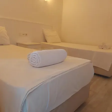 Tosunpasa Hookah Lounge Kafe Restroran Ve Turizm Otelcilik B&B