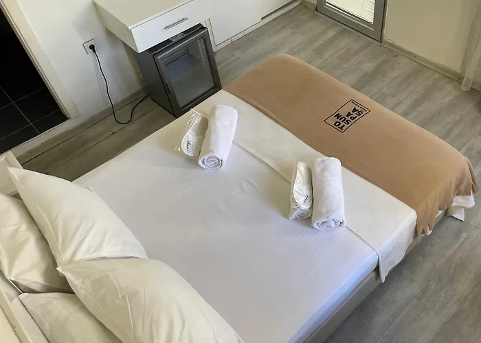 Nocleg ze śniadaniem Tosunpasa Hookah Lounge Kafe Restroran Ve Turizm Otelcilik *