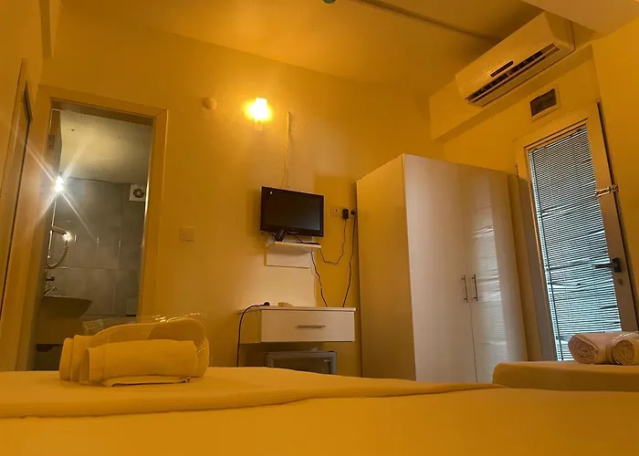 Nocleg ze śniadaniem Tosunpasa Hookah Lounge Kafe Restroran Ve Turizm Otelcilik *