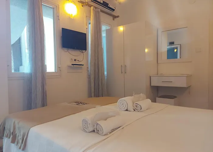 Tosunpasa Hookah Lounge Kafe Restroran Ve Turizm Otelcilik Bed and Breakfast