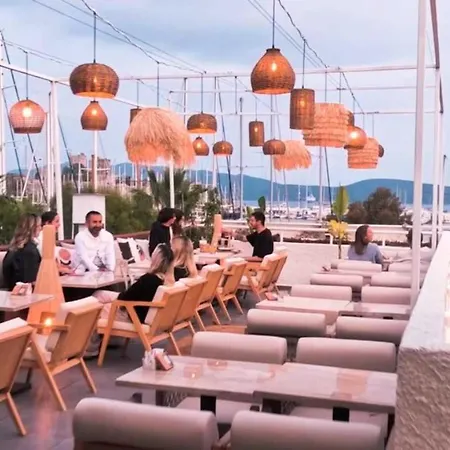 Tosunpasa Hookah Lounge Kafe Restroran Ve Turizm Otelcilik Бодрум