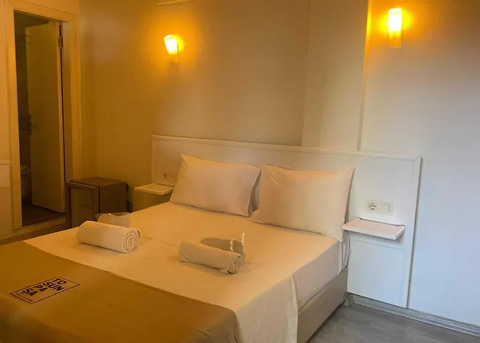 Tosunpasa Hookah Lounge Kafe Restroran Ve Turizm Otelcilik Бодрум