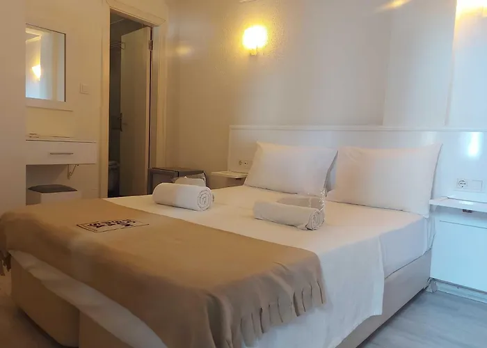 Tosunpasa Hookah Lounge Kafe Restroran Ve Turizm Otelcilik * Бодрум